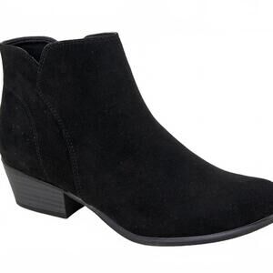 Boots / UnionBay Black Suede Ankle Boots / Women's 7.5 / New